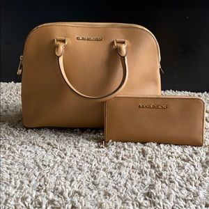 Michael Kors purse